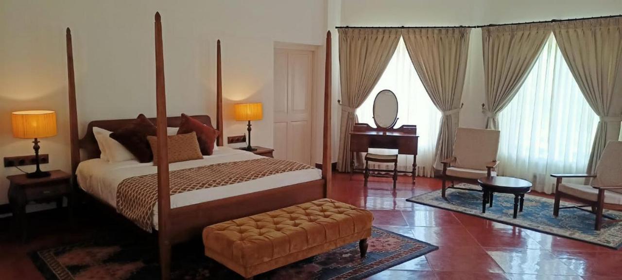 Lockhart Bungalow Munnar - A Cgh Earth Saha Experience Eksteriør bilde